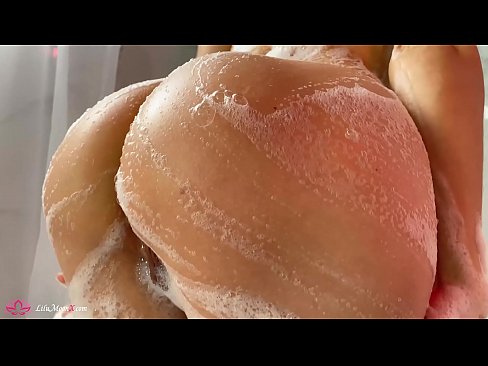 ❤️ Brunette Masturbates Pussy b'vibratur għal orga intens fid-doċċa ❤❌ Vidjow porn f'mt.liporno.ru